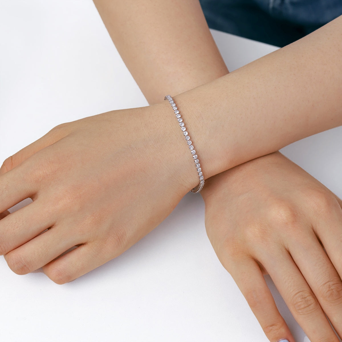 [AuraEcho]Dazzling Sparkling Round Cut Daily Bracelet