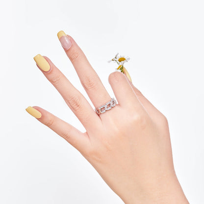 [AuraEcho]Sparkling Vibrant Emerald Cut Daily Ring