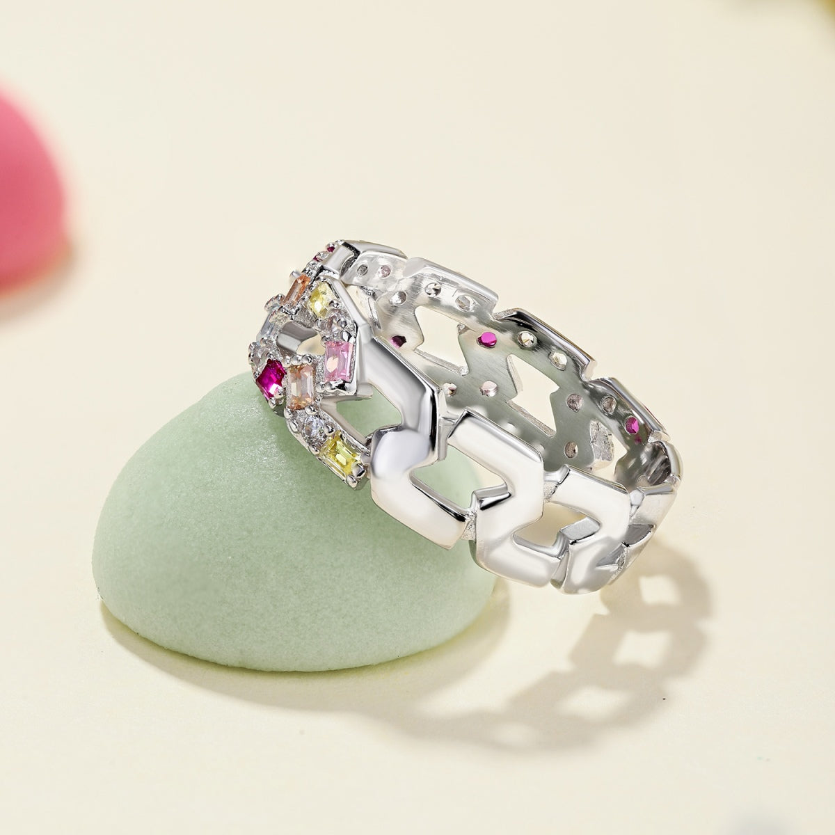 [AuraEcho]Sparkling Vibrant Emerald Cut Daily Ring