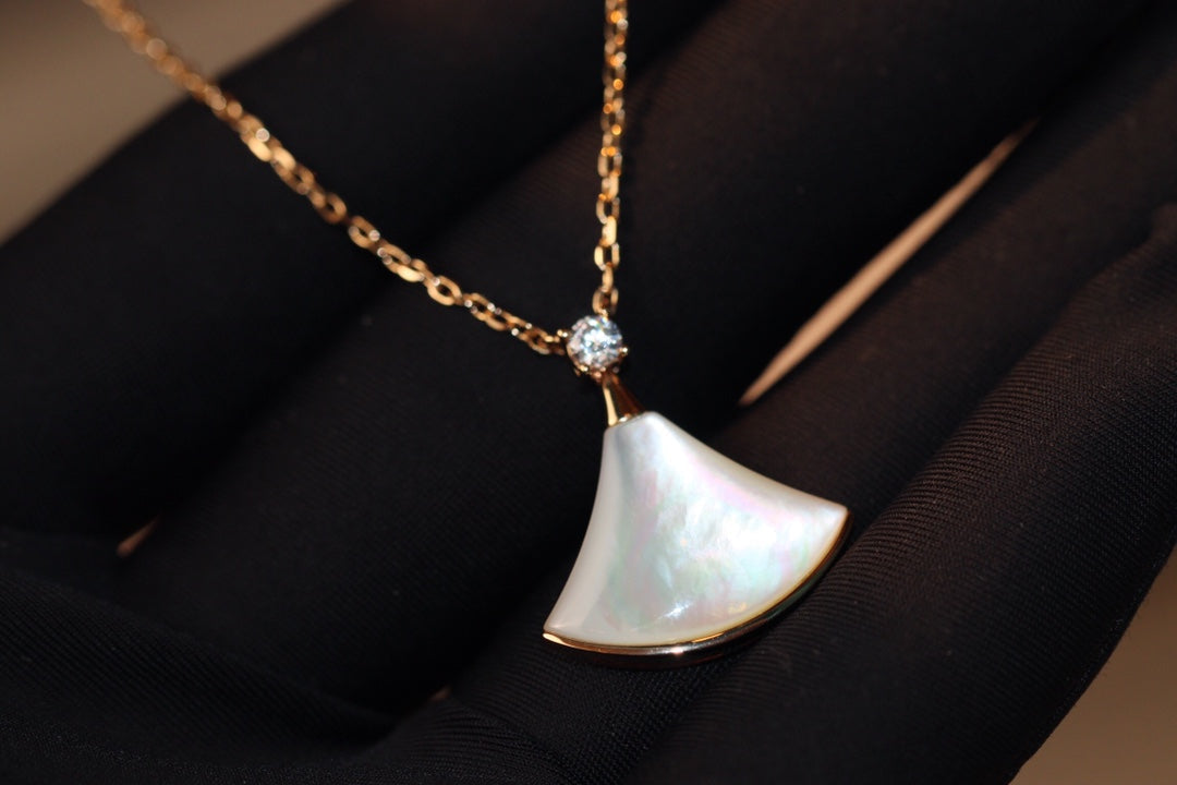 [AuraEcho]DREAM NECKLACE WHITE MOP PINK GOLD 1 DIAMOND