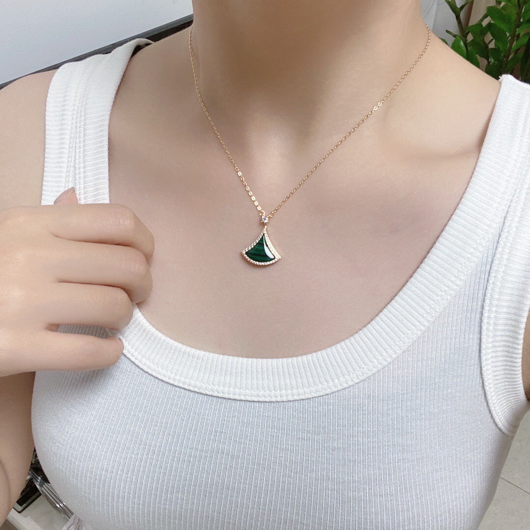 [AuraEcho]DREAM MALACHITE DIAMOND PAVED PINK GOLD NECKLACE