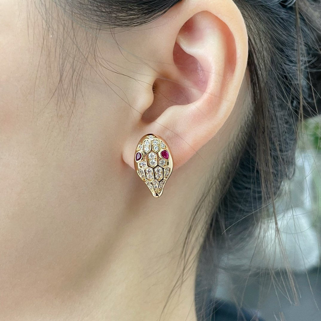 [AuraEcho]SERPENT DIAMOND STUD EARRINGS