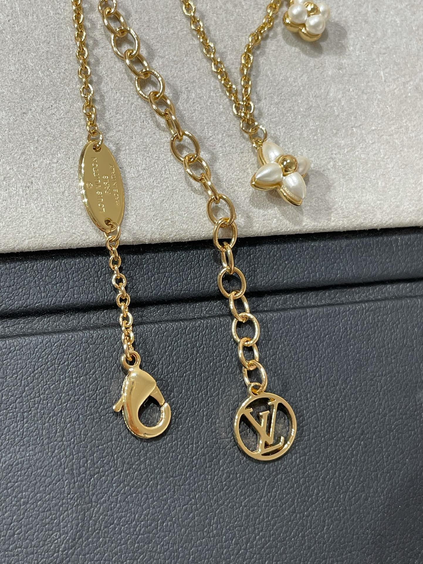 [AuraEcho]FLOWERGRAM GOLD MOP DOUBLE ROW NECKLACE