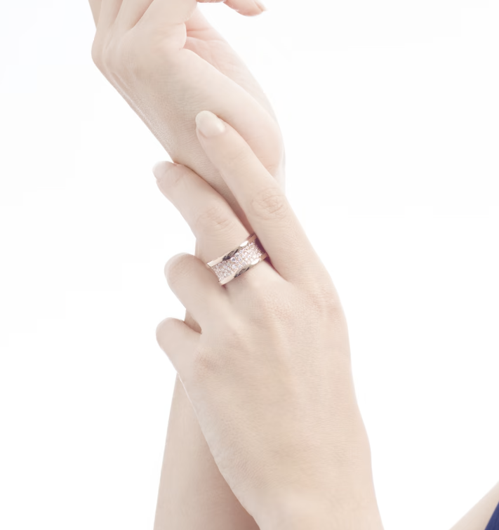 [AuraEcho]ZERO 1 WITH PAVED DIAMONDS ON THE SPIRAL RING