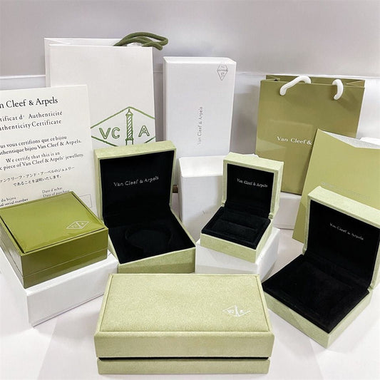[AuraEcho] VA CLOVER BOX GIFT BAG