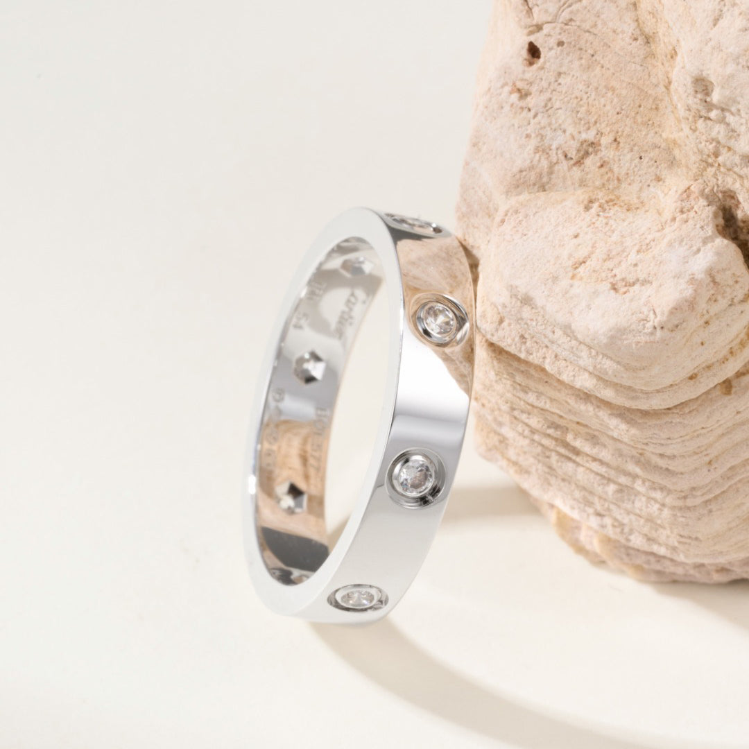 [AuraEcho]LOVE 4MM 8 DIAMOND RING