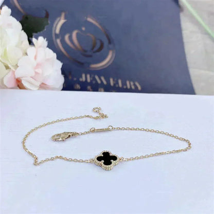 [AuraEcho]CLOVER ONYX SINGLE FLOWER BRACELET